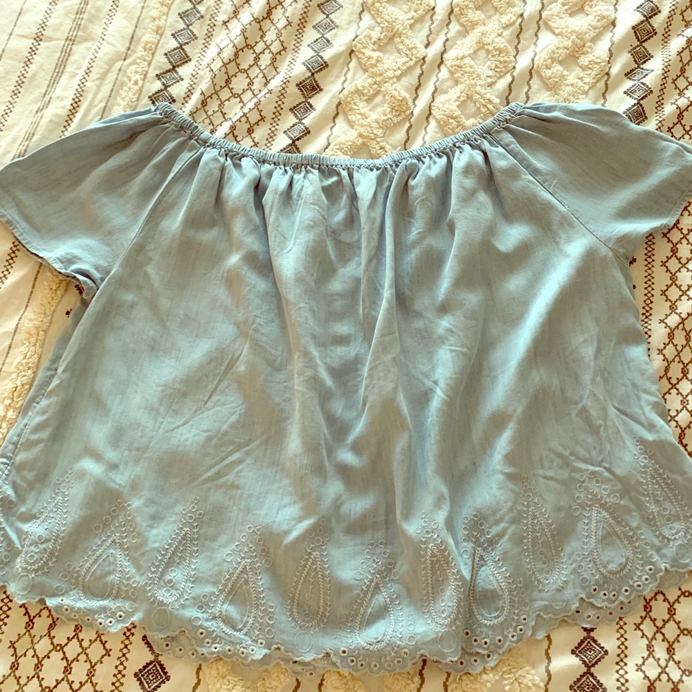 4 for $20! Gap off shoulder blouse